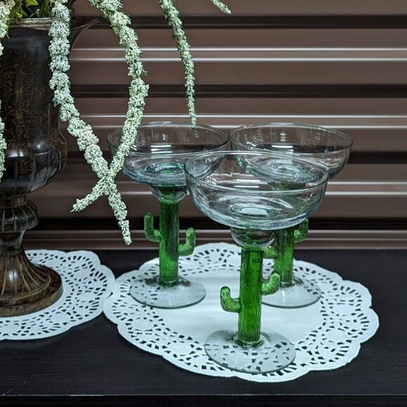 Cactus Margarita Bundle of Two 1- cactus tumbler 1- margarita glass - Picture 2 of 11